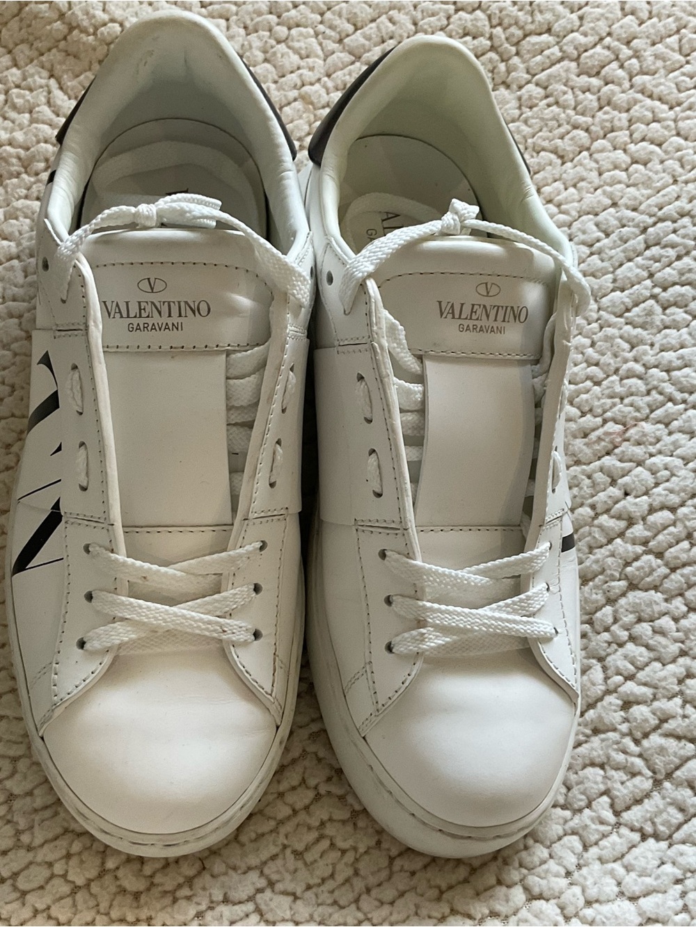 Valentino Garavani Rockstud Leather Sneakers with Gray Heel Tab sz 36